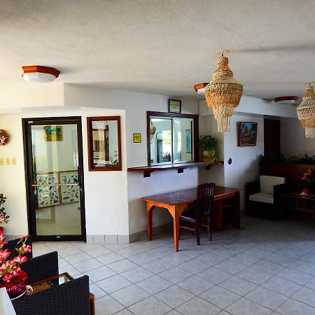 Colonia Esa Bay View Hotel מראה חיצוני תמונה
